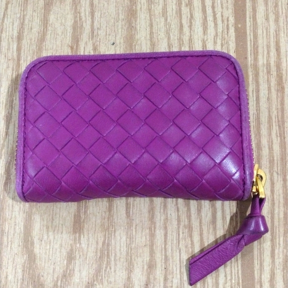 Bottega Veneta Intrecciato Purple Leather Round Zip Coin Pouch - Picture 1 of 9